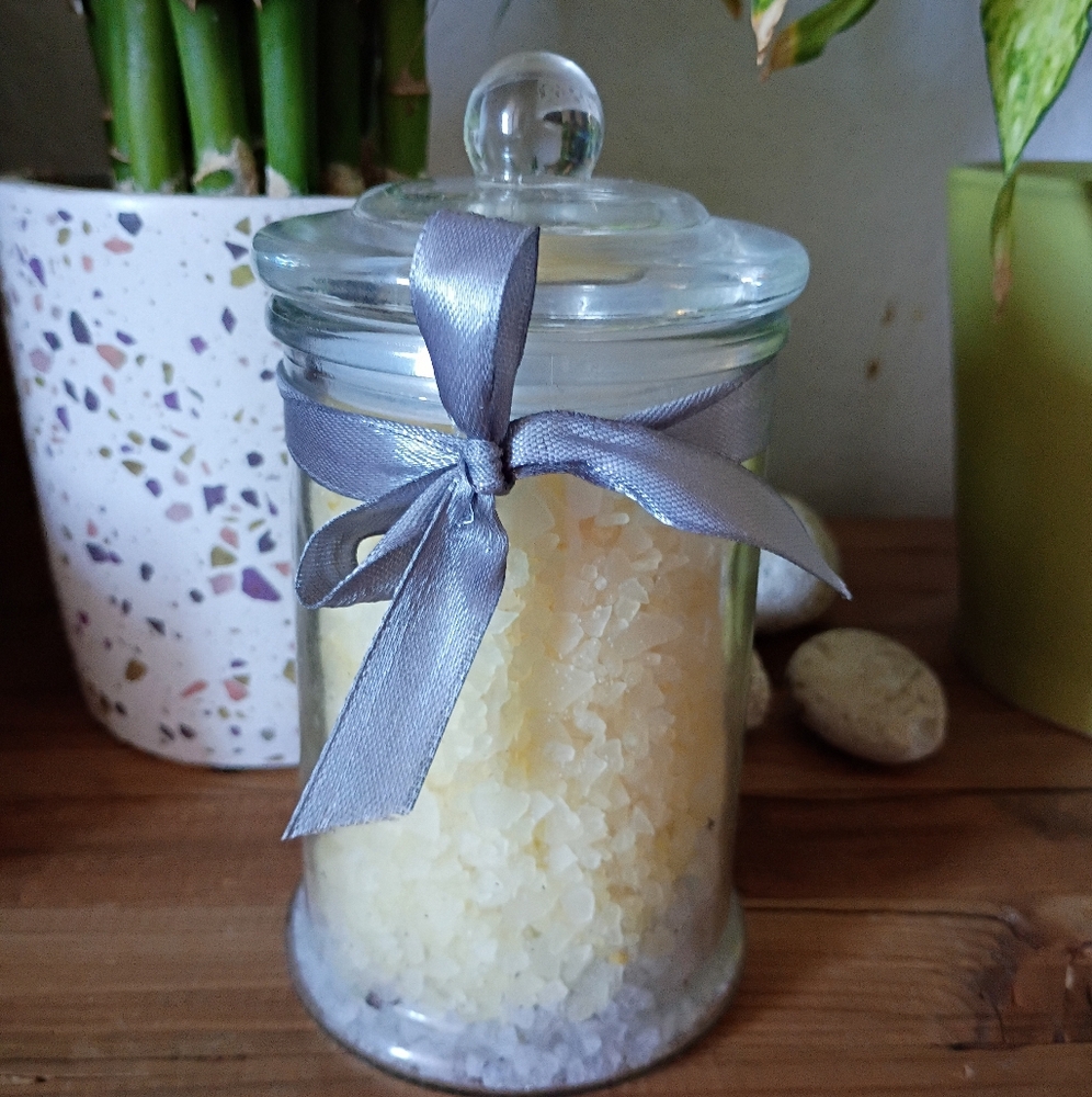 Lavender Muscle Relaxation Magnesium Flakes For Bath Salts - Picture 4 of 4